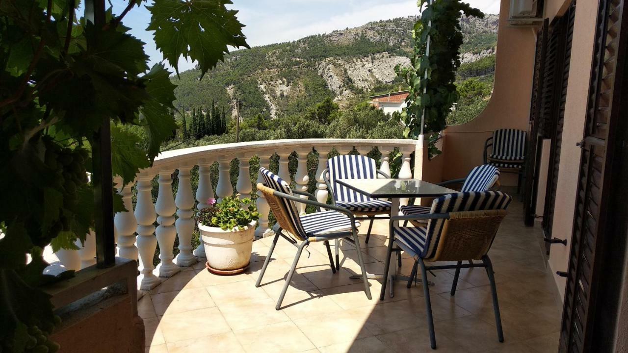 Apartment Ivo Veliko Brdo Makarska Bagian luar foto