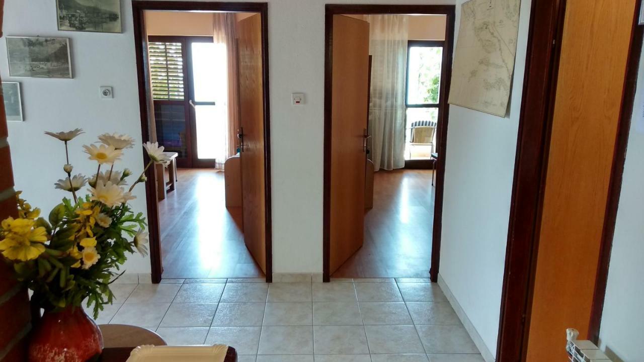 Apartment Ivo Veliko Brdo Makarska Bagian luar foto